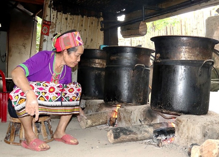 ruou men la dac san cua nguoi vung cao 10427 1